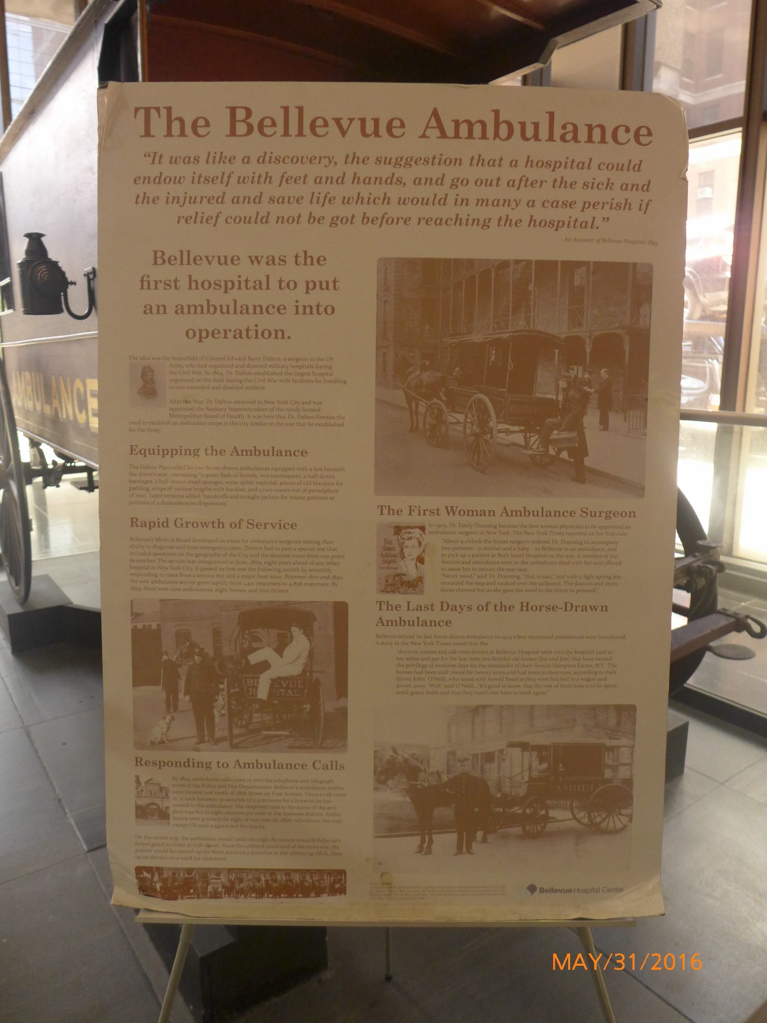 The Bellevue Ambulance, Bellevue Hospital, New York (by Francesca Grimaldi and Claudia Canino) - 02.jpg